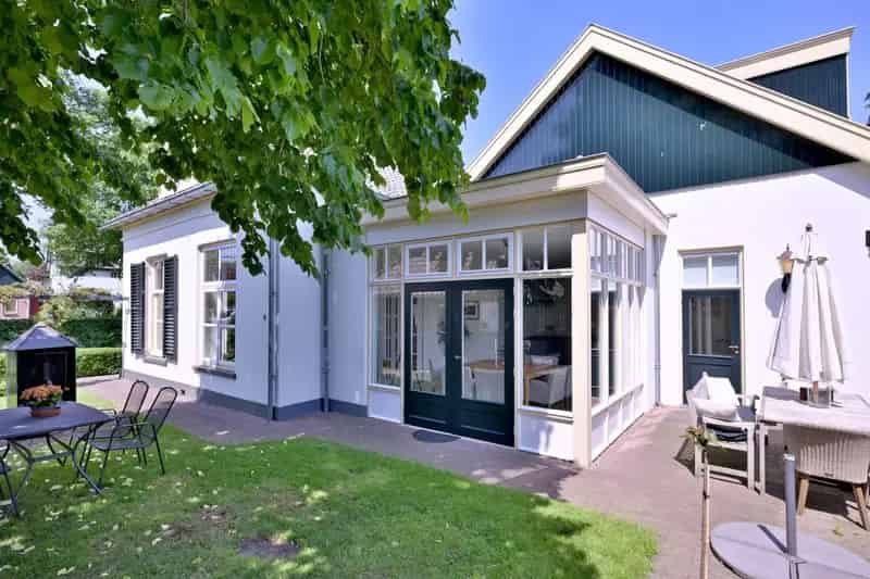 Dorpswoning Gorssel te koop: Monumentaal Huis met Tuin