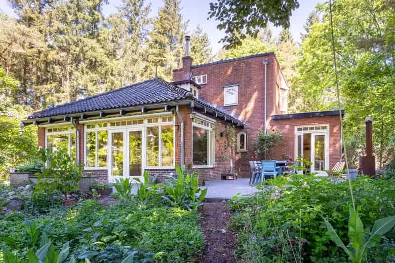 Huis te koop Doorn: Charmante woning 147m2 met grote tuin 1830m2
