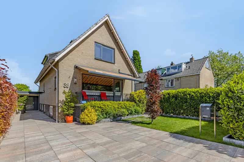 Vrijstaande woning te Pijnacker: Luxe, Ruimte en Duurzaamheid