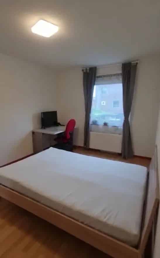 Studio in Almere met 2 kamers