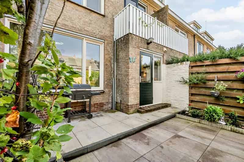 Tussenwoning Zaandam 4 slaapkamers moderne badkamer energielabel A