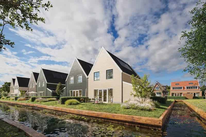 Huis te koop Oostzaan: 3 Slaapkamers, A+++ Label, Zonnepanelen
