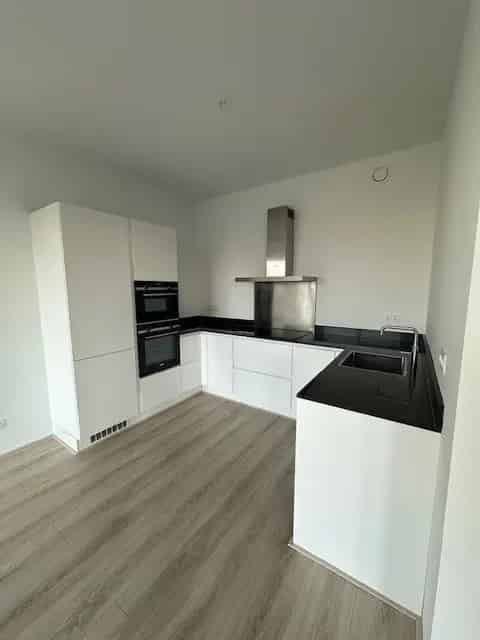 4 Kamerappartement Amstelveen 102m2 Balkon Parkeerplaats