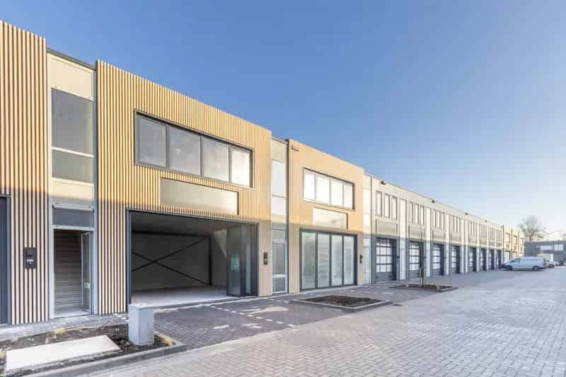 Bedrijfshal Amsterdam Sloterdijk 128m² te koop