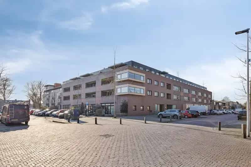 3 Kamer Appartement Eigen Parkeerplaats Berging