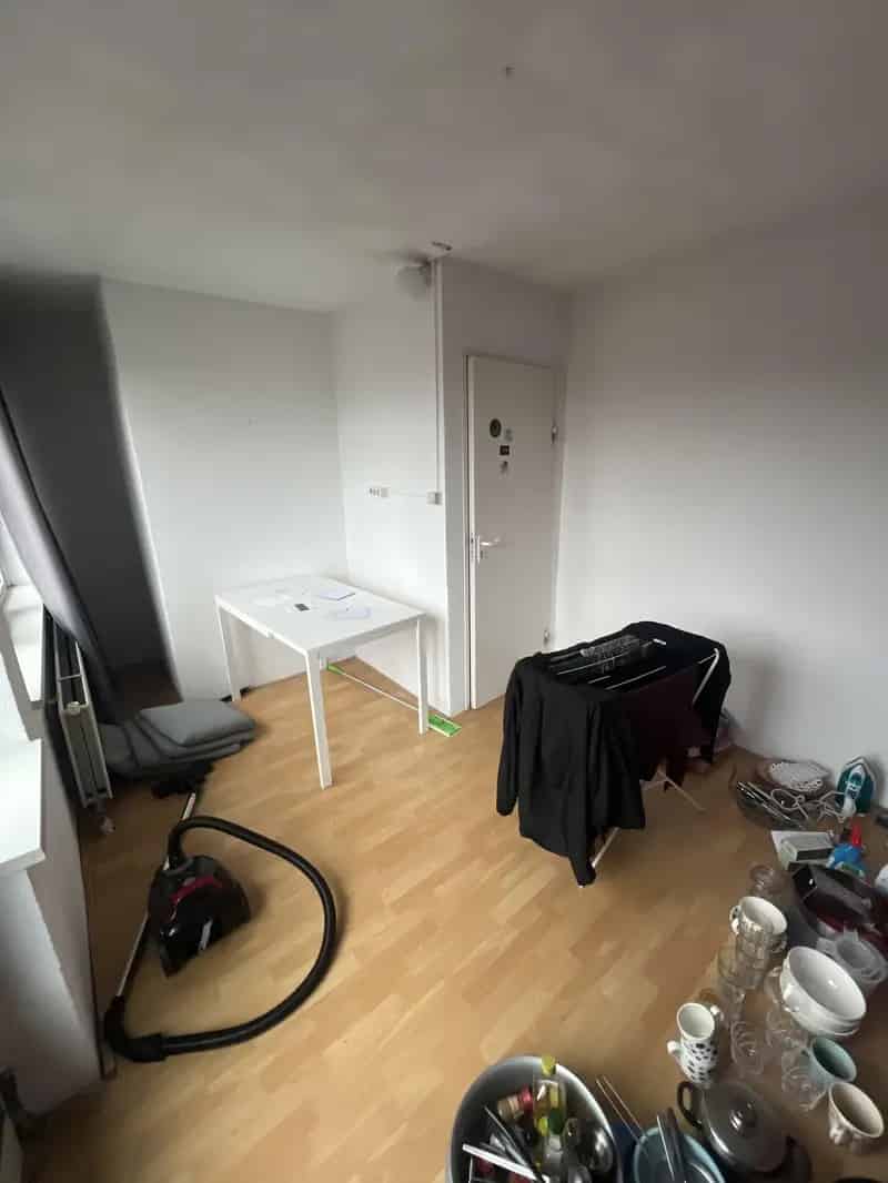 Ruime Kamer met Balkon nabij Utrecht Centraal