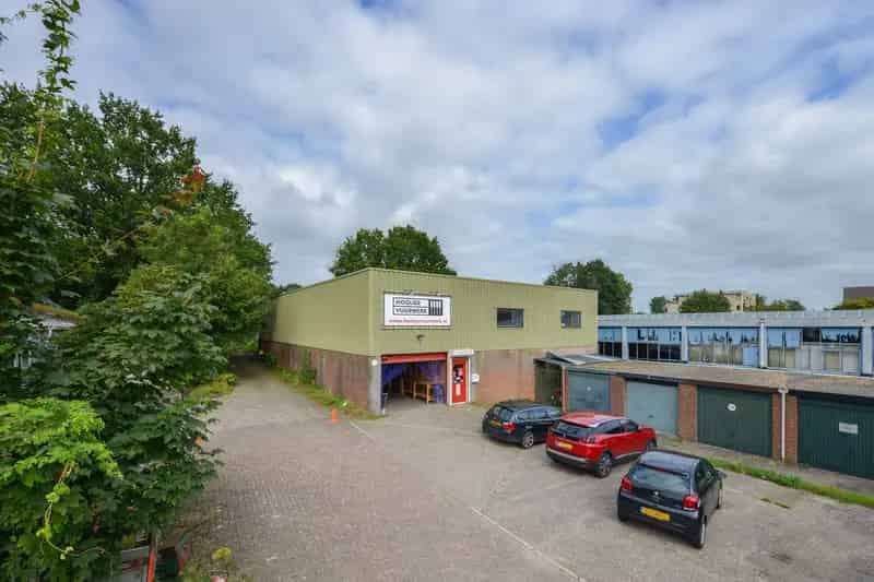 Bedrijfshal te huur Soest 240m²