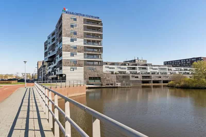Ruim appartement Stadshagen 104m2 Balkon Parkeerplaats