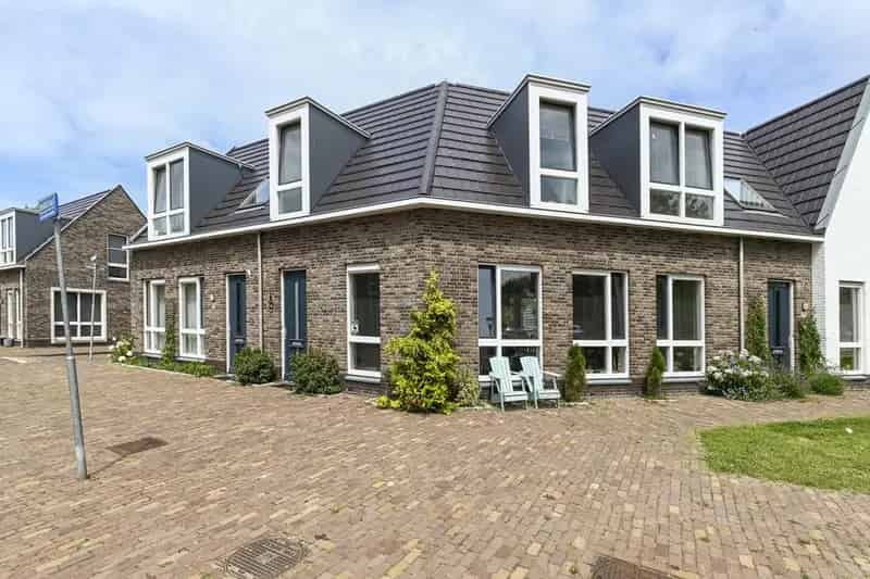Huis te koop Veehalstraat Leiden Groenoord 4 slaapkamers 143m2