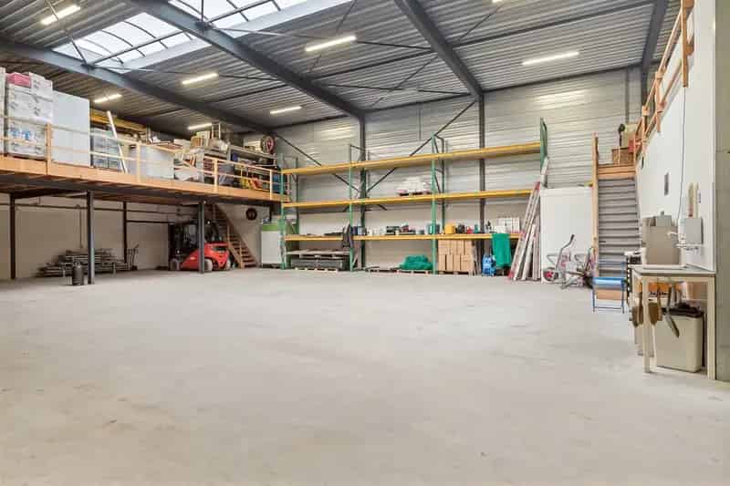 Bedrijfswoning Schaijk 452m2 Hal 3 slaapkamers 2 badkamers Energielabel A