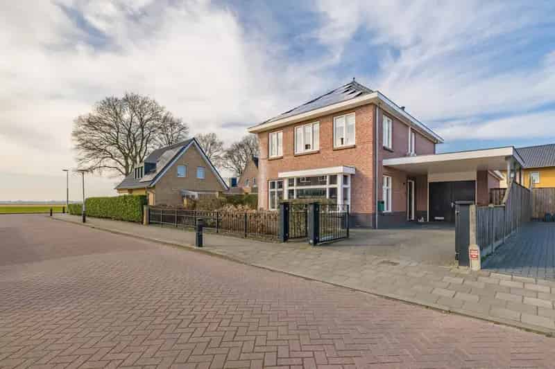 Luxe Vrijstaande woning te koop Westerhaar-Vriezenveensewijk