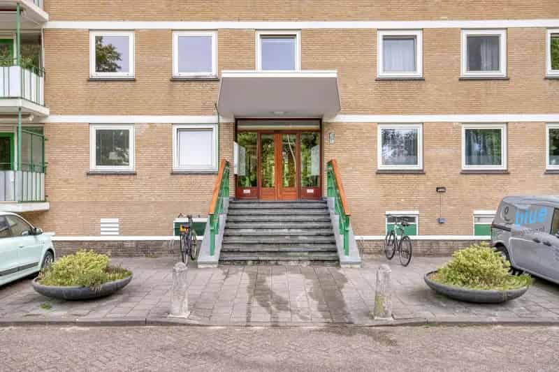 Ruim 3 Kamerappartement Mariahoeve 95m2 2 Balkons