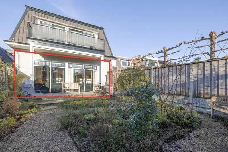 Appartement te koop Driebergen: Ruime tuin, moderne voorzieningen