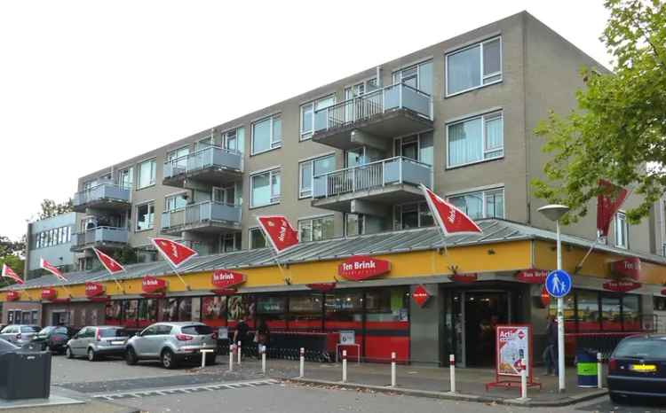 Appartement boven winkelcentrum De Herenhof voor starters