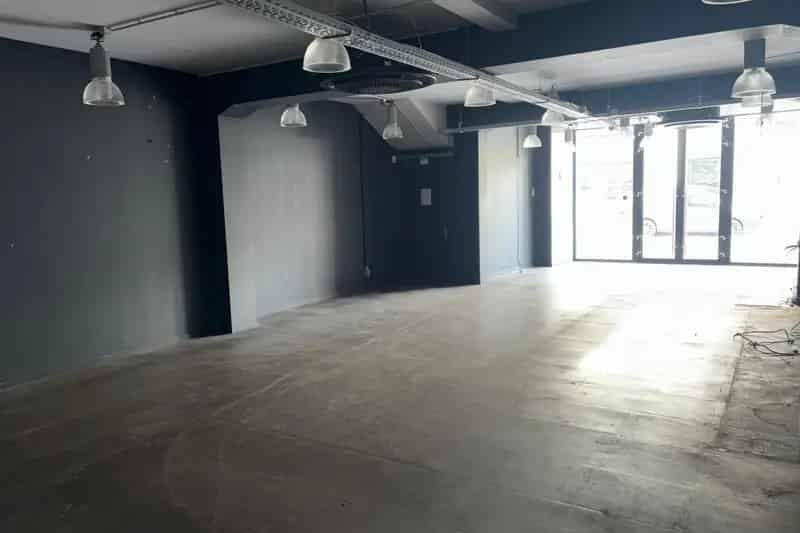 Winkel te Huur Heerlen Saroleastraat 100m2