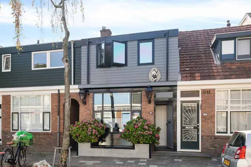 Een gezinswoning in Zaandam met 3 slaapkamers en uitbouw