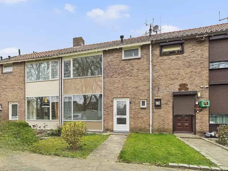 Tussenwoning Sluiskil Luxe Keuken Groenstrook