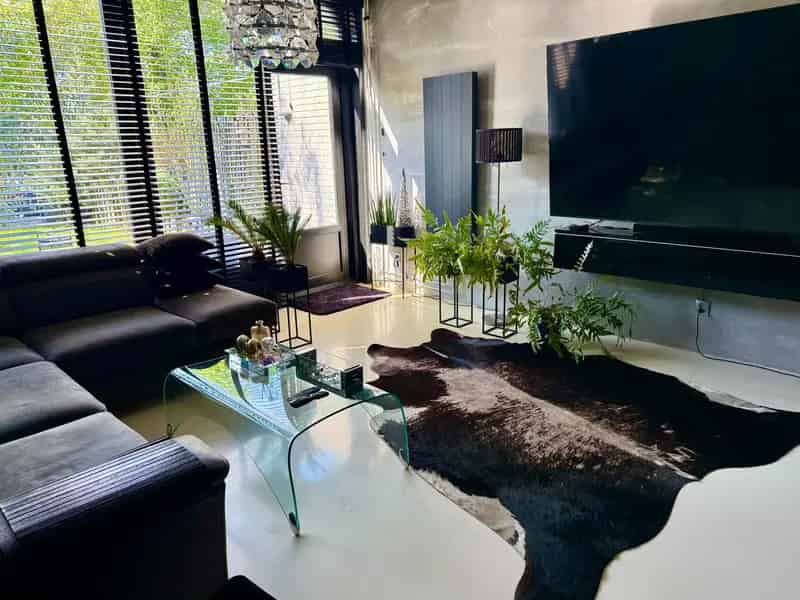 Moderne Tussenwoning Hoogvliet 3 slaapkamers Zonnige Tuin