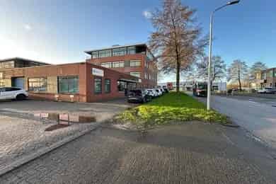 1962m2 Kantoorruimte te Koop Nieuw Vennep