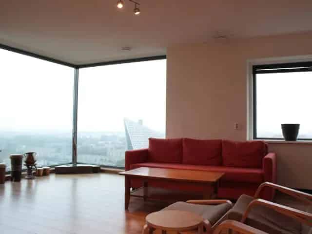 Ruim gemeubileerd 2-kamer appartement Den Haag