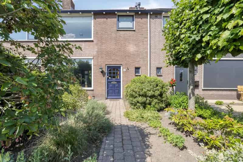 Gezellige Middenwoning nabij Centrum en Natuur