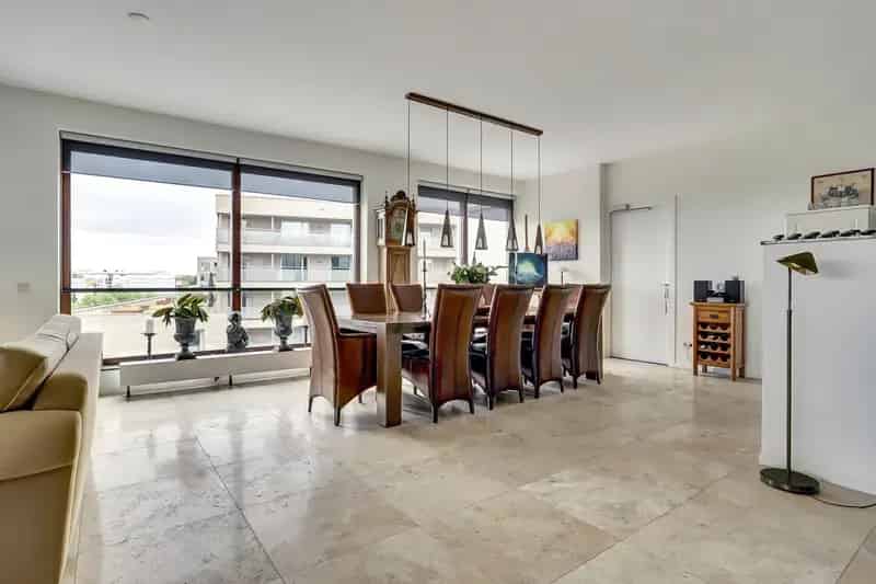 Luxe Appartement 179m2 Tilburg Ruim Balkon Garage