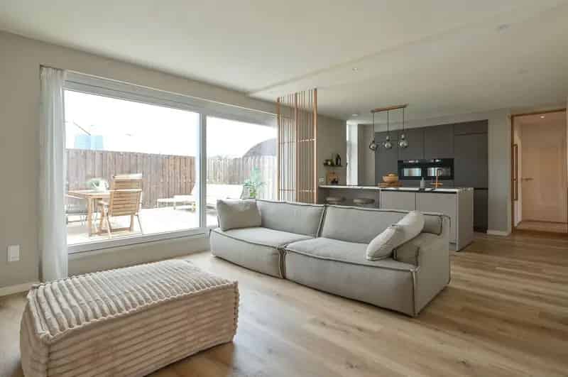 Luxe Penthouse Almere Stad 40m2 Dakterras Parkeerplaats