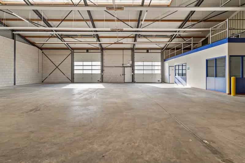 Bedrijfshal te huur Limmen 1000m²