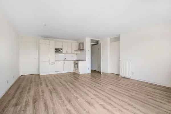 3-kamerappartement 80m2 Balkon Lift Aker
