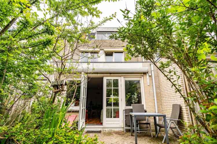 5 Slaapkamers Leiden Ruime Gezinswoning Tuin Dakterras