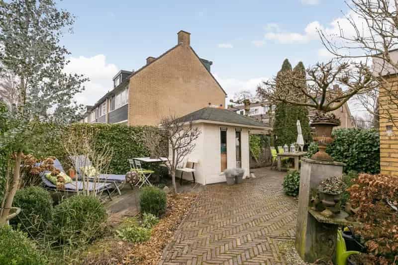 Hoekwoning te koop De Meern 150m2 4 slaapkamers grote tuin