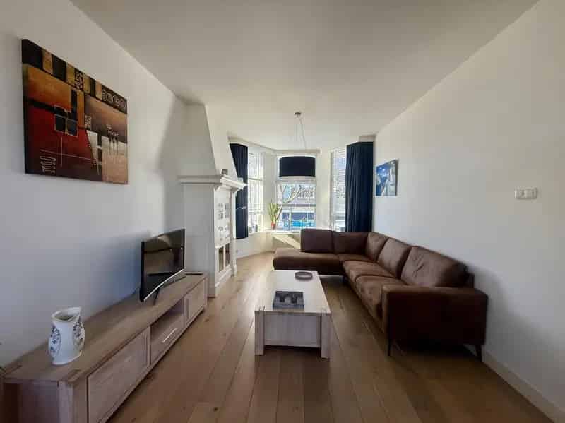 5-kamer Dubbel Bovenwoning Oud-Rijswijk