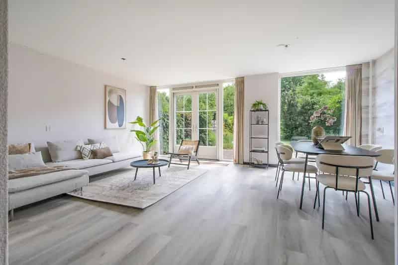 Tweekapper Oisterwijk 4 slaapkamers tuin aan het water