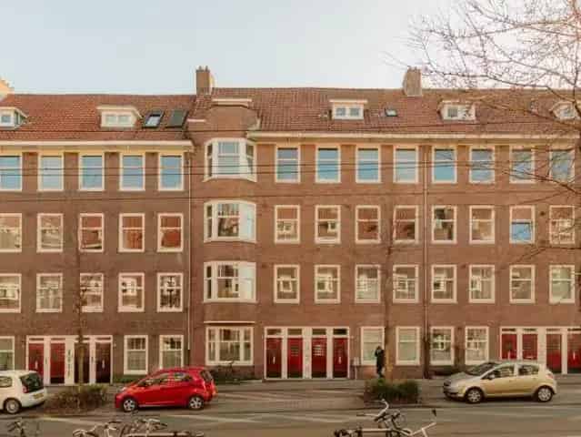 Jaren 30 woning Hoofddorppleinbuurt 2 slaapkamers balkon