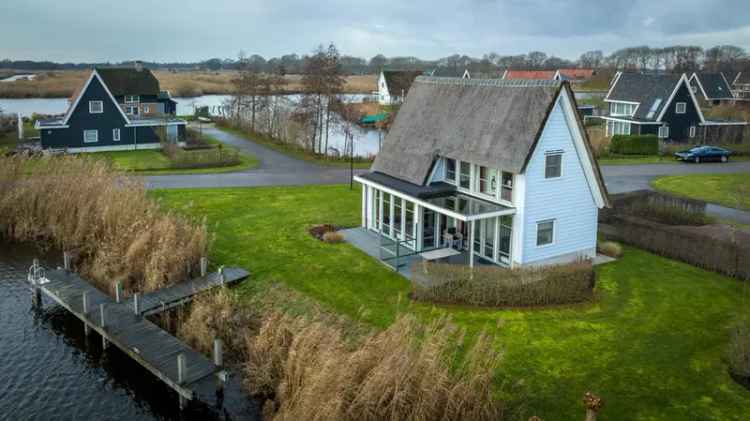 Luxe Recreatievilla Giethoorn Aan Het Water