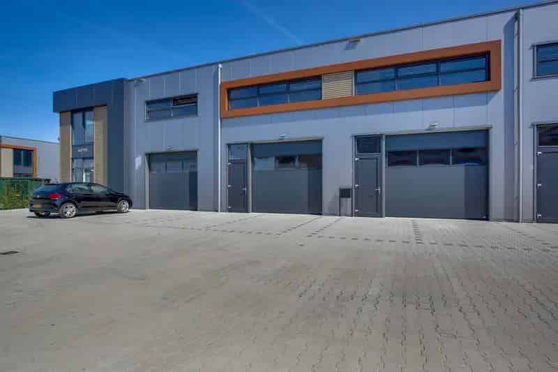 Bedrijfshal te Huur Dronten 102m² MKB
