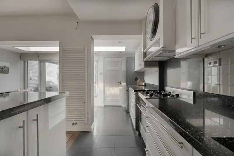 Jaren 30 Tussenwoning Oegstgeest 5 Slaapkamers Energielabel A