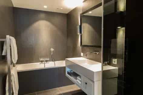 2 Kamer Appartement Den Haag Centrum 40m²  Weekendje Weg Zakelijk