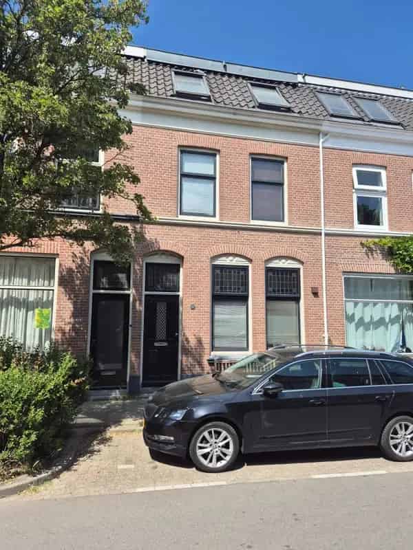 Jaren 30 woning te huur Wittevrouwen Utrecht