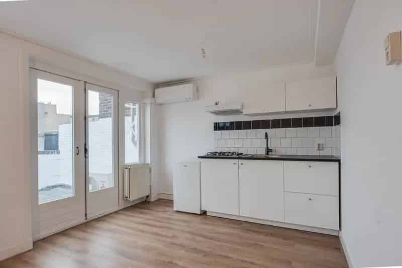 2 Kamer Appartement Hilversum Centrum - Volledig gerenoveerd