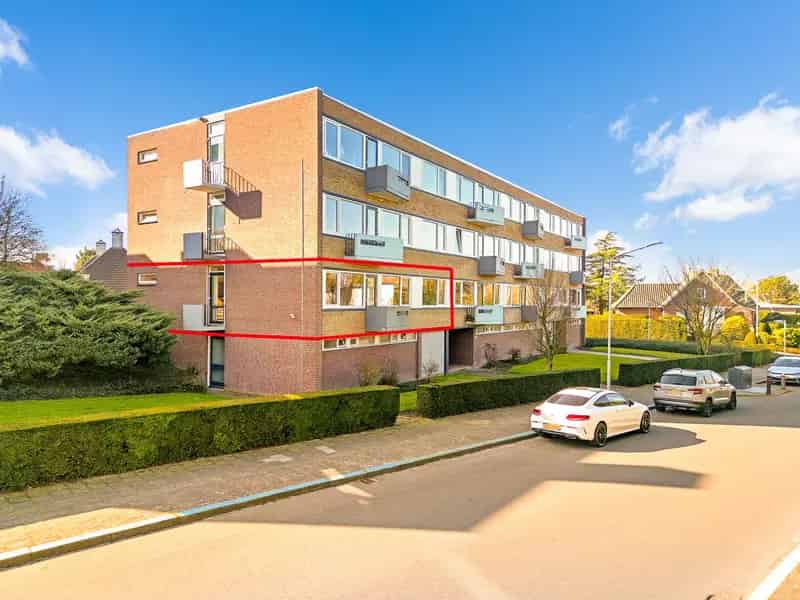3-kamer appartement met garage en 2 balkons