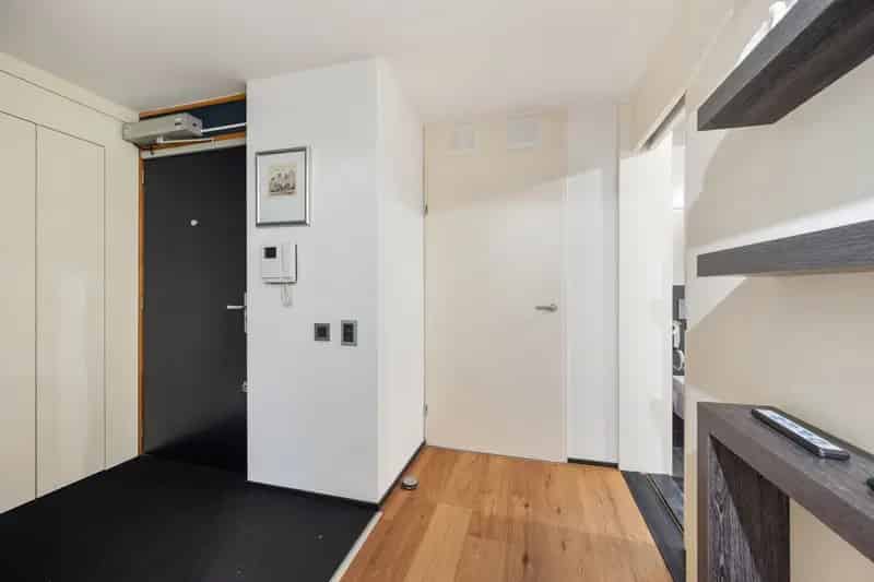 Ruim appartement 128m² te koop in Schiebroek nabij park
