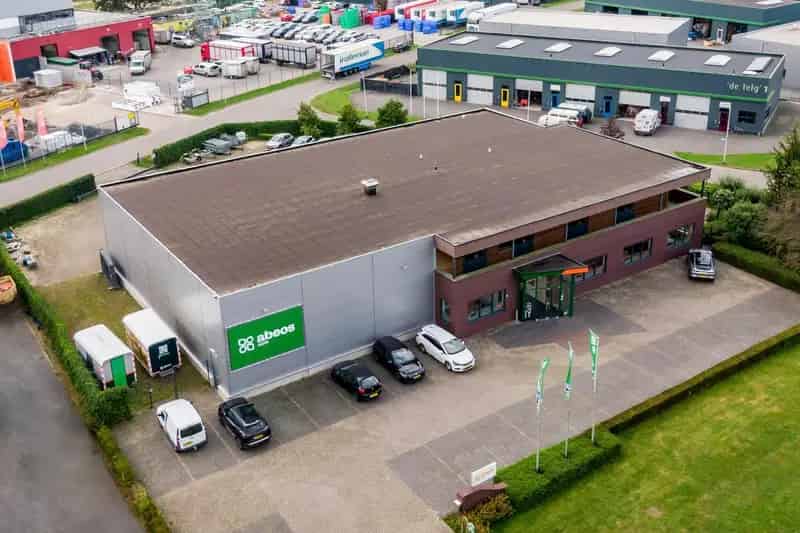 Bedrijfshal te huur Heeten 688m2 Kantoor 606m2 Bedrijfsruimte