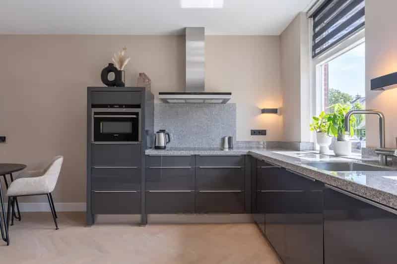 Instapklare Hoekwoning Yerseke Ruime Tuin 3 Slaapkamers