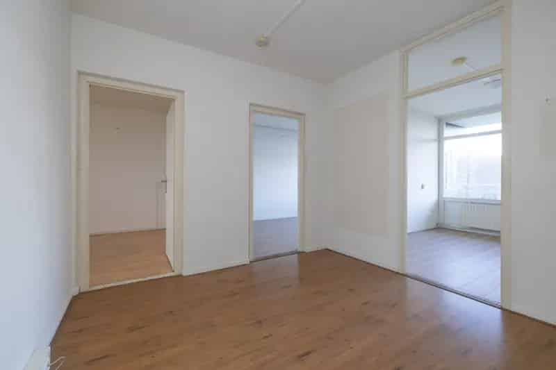 Te moderniseren 5-kamer appartement Weesp 111m² balkon berging