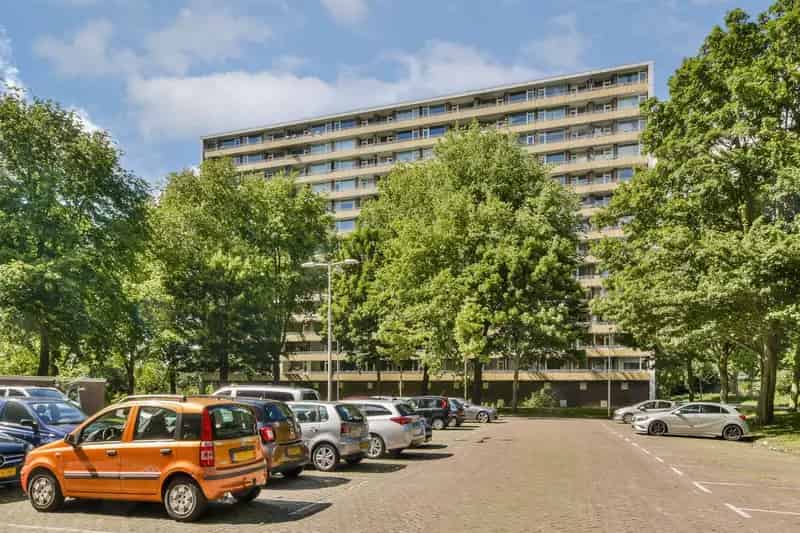 Ruim 4 Kamer Appartement Amsterdam 72m2 Zonnig Balkon Te Moderniseren