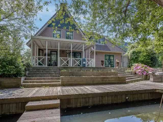 Vrijstaande Villa Floriande 765m2 Ruime Grond
