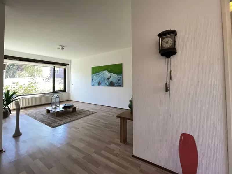 Gezinswoning Ommoord 4 slaapkamers grote tuin
