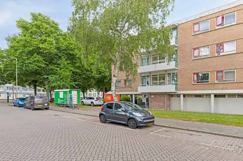 Appartement te koop Rotterdam Pendrecht Starter 50m2 Balkon Berging