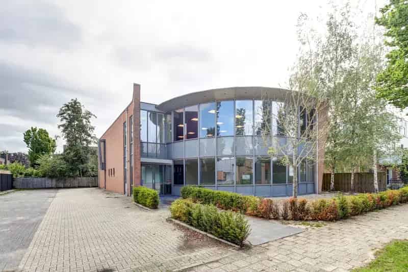 Kantoorpand te huur Zeewolde 482m² Luxe Afwerking